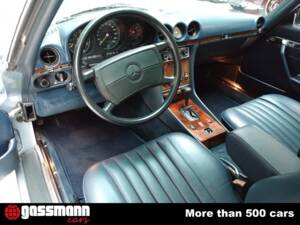 Image 4/6 of Mercedes-Benz 560 SL (1988)