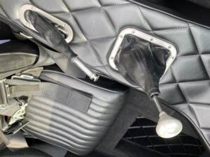 Immagine 22/27 di AC Cobra 427 (1967)