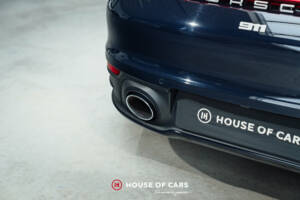 Image 23/50 of Porsche 911 Carrera 4S &quot;Belgian Legend Edition&quot; (2020)