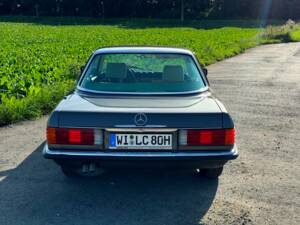 Bild 10/200 von Mercedes-Benz 380 SLC (1980)