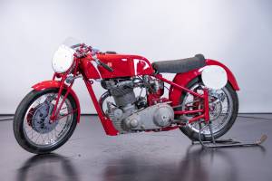 Image 1/39 de Benelli DUMMY (1949)