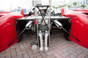 Image 26/28 of Lola T711 (1984)