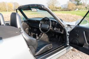 Bild 28/56 von Porsche 911 Carrera 4 (1990)