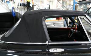 Bild 15/32 von Alfa Romeo 2.0 Spider (1989)