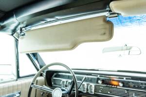 Bild 87/100 von Lincoln Continental Convertible (1965)
