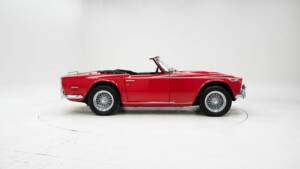 Image 6/15 de Triumph TR 250 (1968)