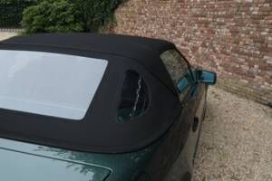 Image 12/50 of Mercedes-Benz 300 SL-24 (1992)