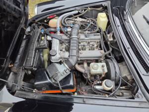 Image 13/15 of Alfa Romeo 2.0 Spider (1988)