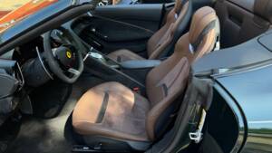 Bild 65/97 von Ferrari Roma Spider (2011)