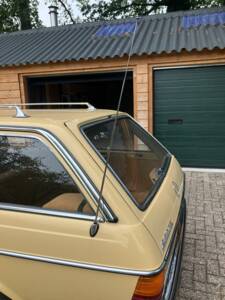 Image 22/33 of Mercedes-Benz 230 TE (1984)