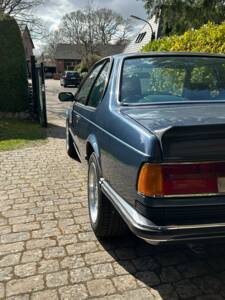 Bild 5/24 von BMW 635 CSi (1987)