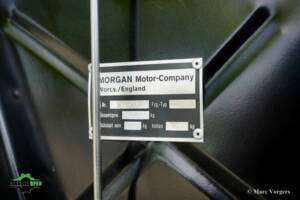 Image 20/54 of Morgan Plus 8 (1992)
