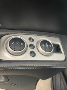 Bild 3/14 von McLaren MP4-12C (2011)