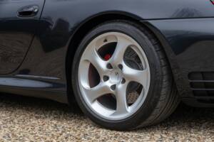 Obraz 45/50 pojazdu Porsche 911 Carrera 4S (2003)