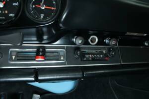 Bild 18/49 von Porsche 911 2.4 E (1972)