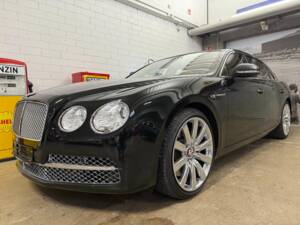 Bild 2/21 von Bentley Flying Spur W12 (2015)