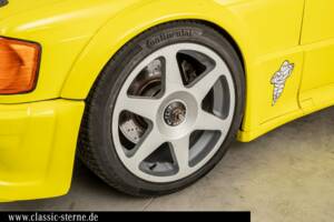 Image 9/15 of Mercedes-Benz 190 E 2.5-16 Evolution I (1989)