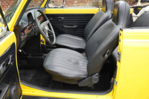 Image 3/50 of Volkswagen Coccinelle 1303 (1976)