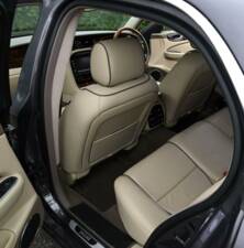 Image 35/50 de Jaguar XJ 8 4.2 (2009)