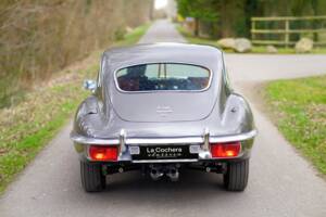 Image 5/25 de Jaguar E-Type (1969)