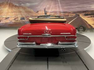 Image 15/36 of Mercedes-Benz 280 SE (1969)