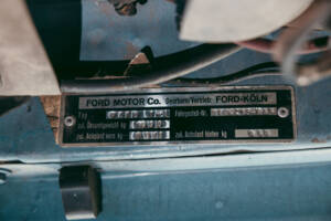 Bild 99/102 von Ford Mustang II Ghia 170 (1976)