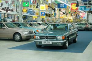 Bild 9/50 von Mercedes-Benz 380 SEC (1983)