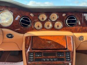Image 15/44 of Bentley Arnage Green Label (2000)