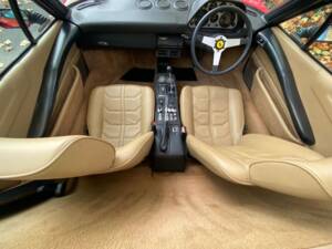 Immagine 8/50 di Ferrari 308 GTS Quattrovalvole (1983)