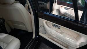 Image 50/50 of Bentley Arnage T (2004)