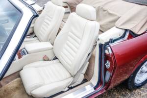 Image 36/50 of Jaguar XJS 5.3 V12 (1993)