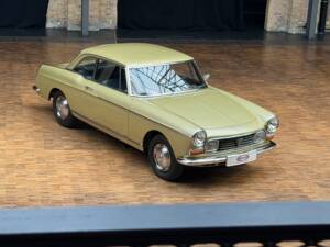 Bild 5/36 von Peugeot 404 Coupé (1966)