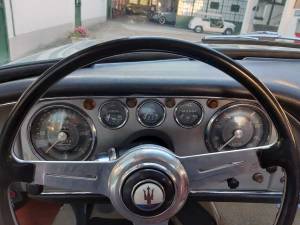 Image 16/30 of Maserati 3500 GTI Touring (1961)