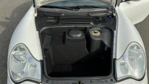 Bild 34/46 von Porsche 911 Turbo (2004)