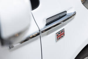 Bild 28/32 von Aston Martin Cygnet (2012)