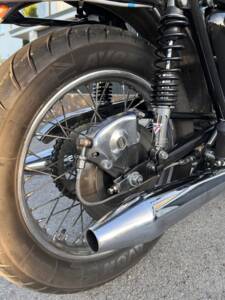 Bild 11/11 von Triumph T 140 V Bonneville (1978)