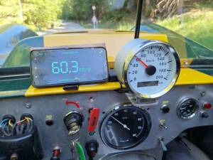 Image 29/80 of Lister Knobbly (1956)