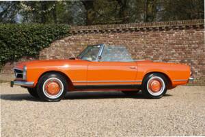Image 35/50 of Mercedes-Benz 230 SL (1964)