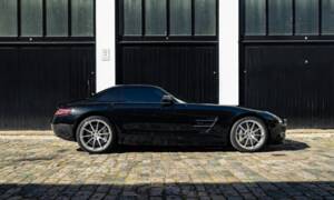 Bild 2/38 von Mercedes-Benz SLS AMG (2011)