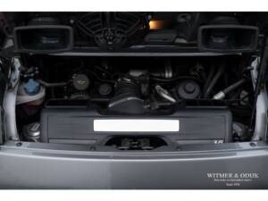 Image 40/41 of Porsche 911 Carrera 4S (2009)