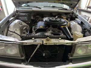 Immagine 6/9 di Mercedes-Benz 230 E (1982)