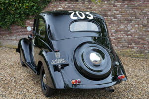 Image 11/50 de FIAT 1100 B (1947)