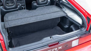 Bild 76/86 von Honda CRX (1991)