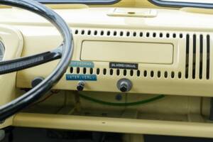 Bild 19/37 von Volkswagen T1 Kastenwagen (1966)