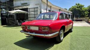 Afbeelding 14/63 van Alfa Romeo Giulia GT 1300 Junior (1971)