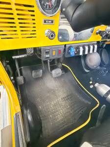 Image 28/51 of Jeep CJ-7 Renegade (1981)