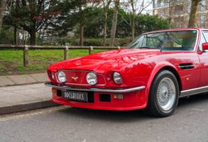 Image 7/25 of Aston Martin V8 Vantage X-Pack (1987)