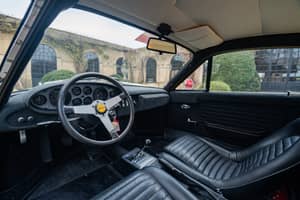 Image 13/25 de Ferrari Dino 246 GT (1970)