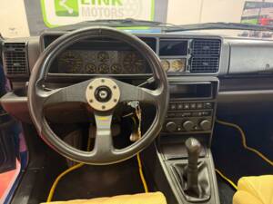 Image 18/50 of Lancia Delta HF Integrale 16V (1994)