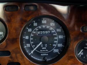 Afbeelding 7/62 van Aston Martin V8 Vantage X-Pack (1987)